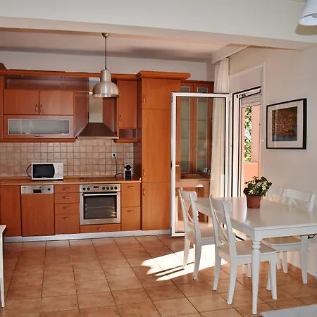 Nyaraló Kripis House *