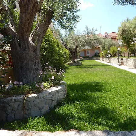 Kripis House *