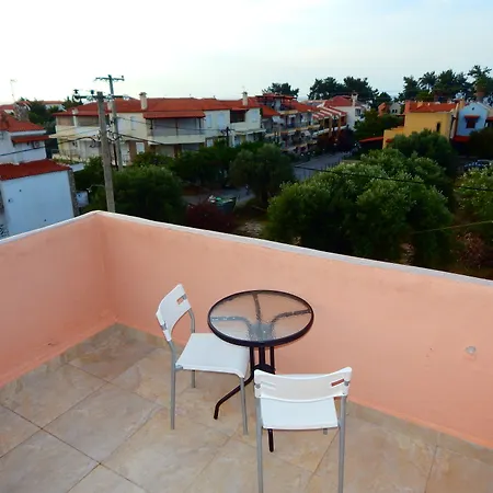Kripis House *